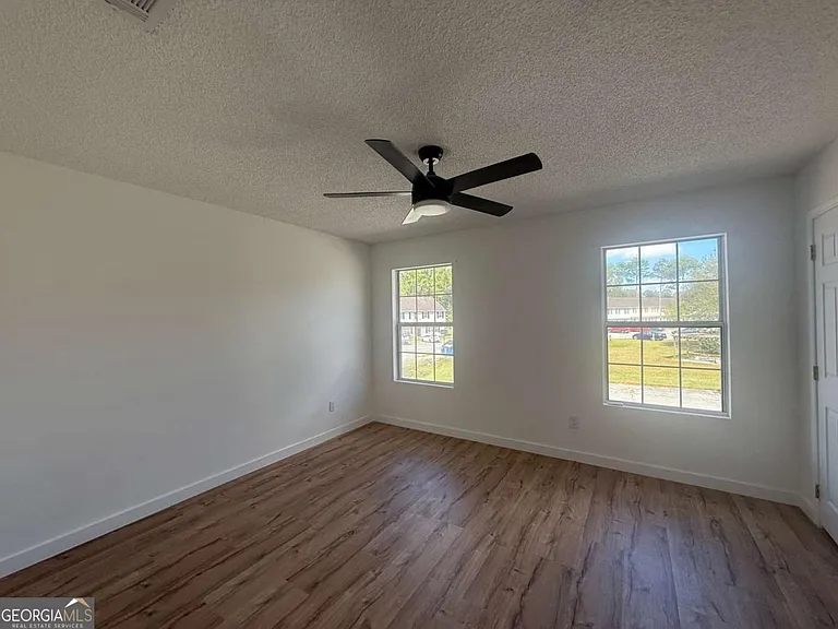 1100 Pineland Ave #7G — Photo 6