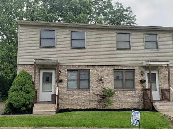 103 Hazel St, Girard, OH 44420