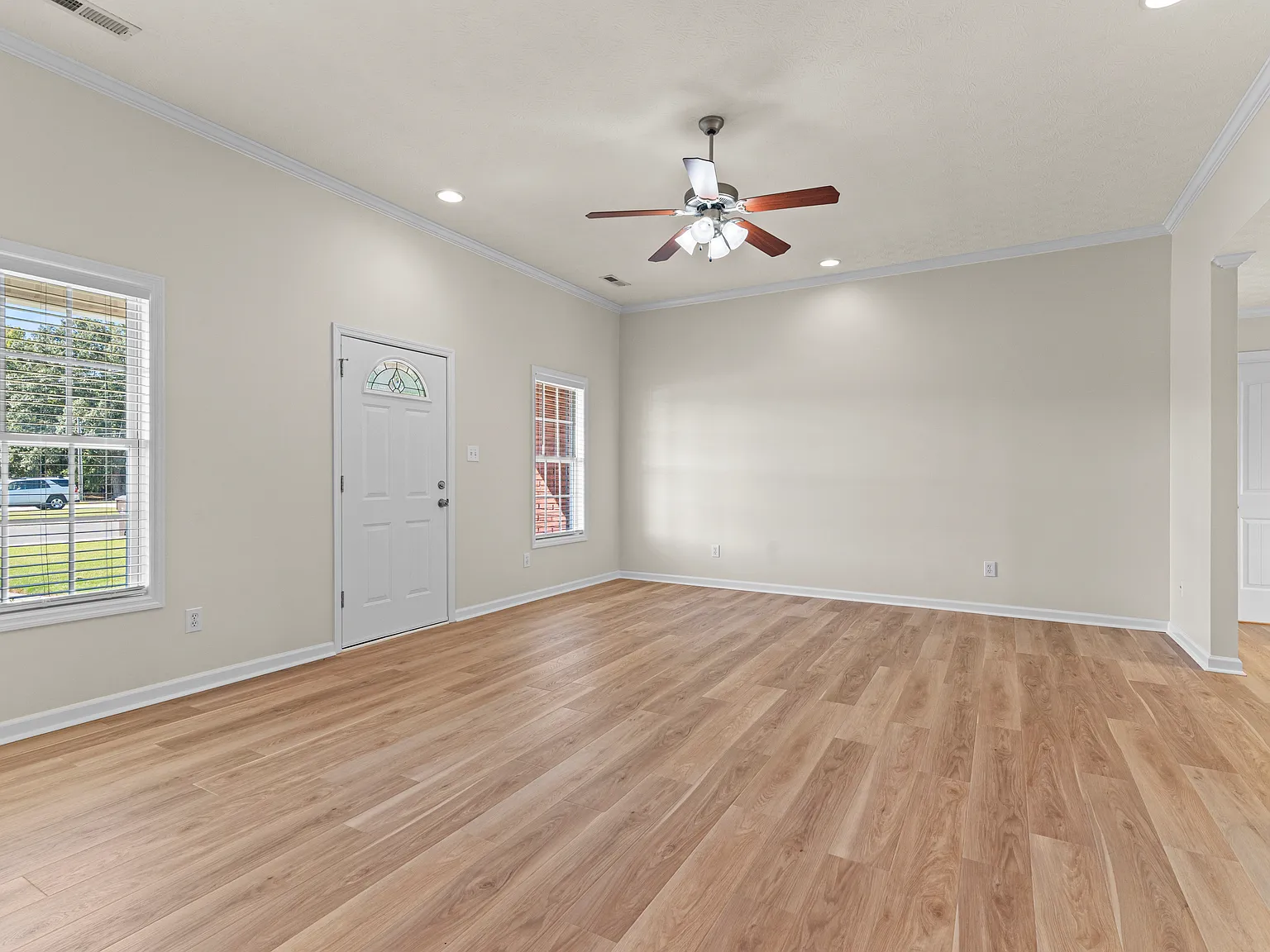 3 bed, 1675 sqft, $1,800 — Photo 3