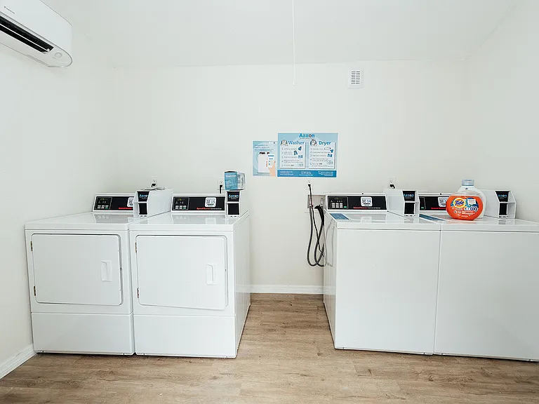 809 10th Ave N #1 — Photo 36