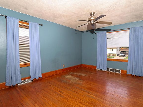 5th image of 1512 Virginia STREET