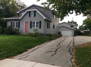 346 E Saint Joseph St, Green Bay, WI 54301