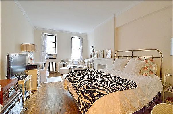 1st image of 7 Cornelia St APT 2F