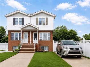 39 Gloria Ct, Staten Island, NY 10302