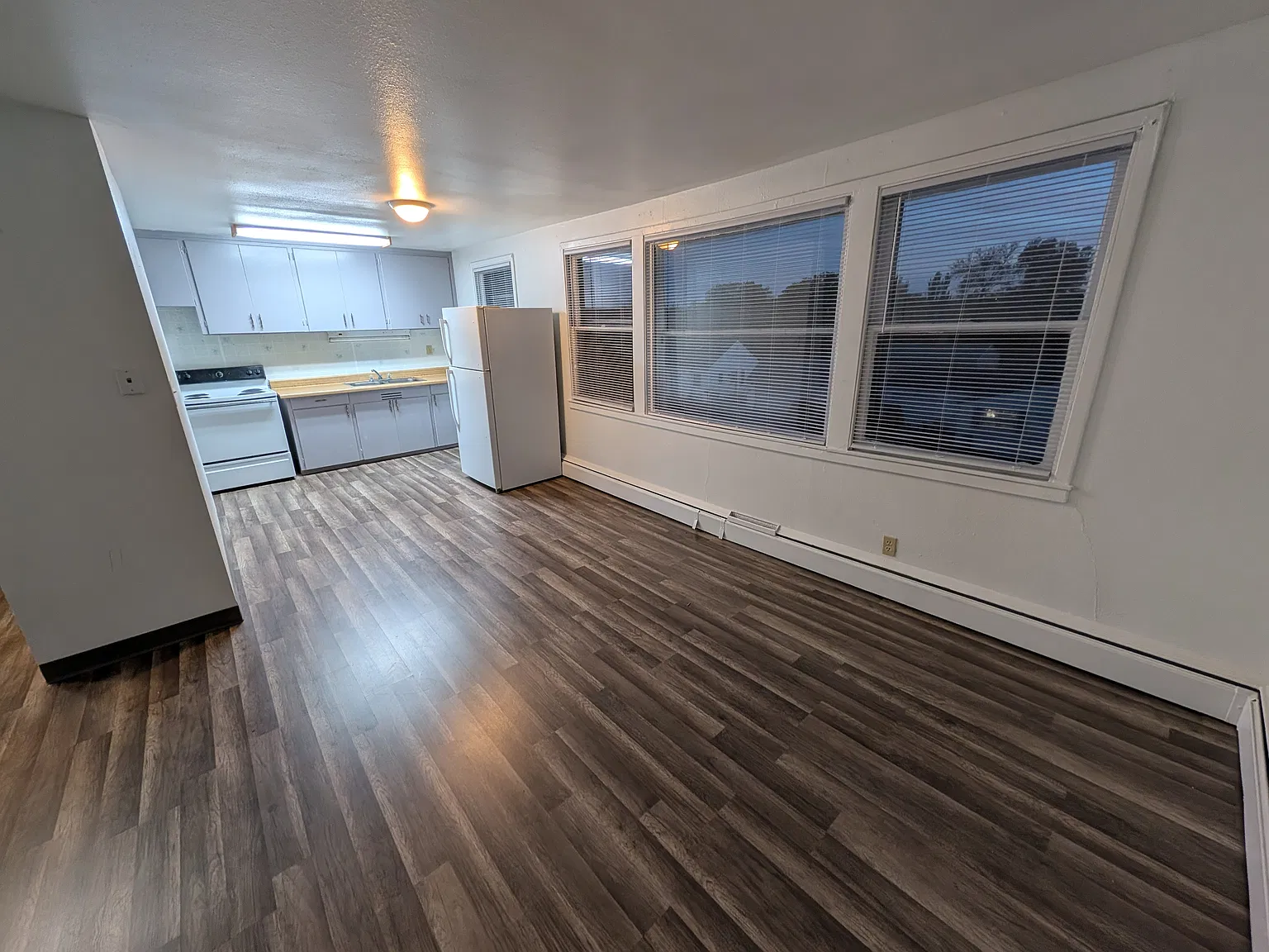 2 bed, $695 — Photo 3