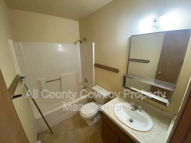 3330 Joanna Brunner Dr #B13 — Photo 4