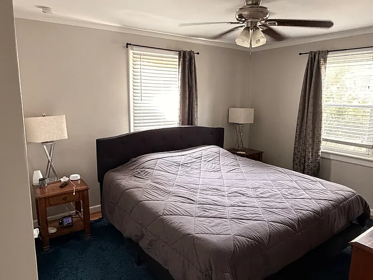 2313 Dickens Rd — Photo 12