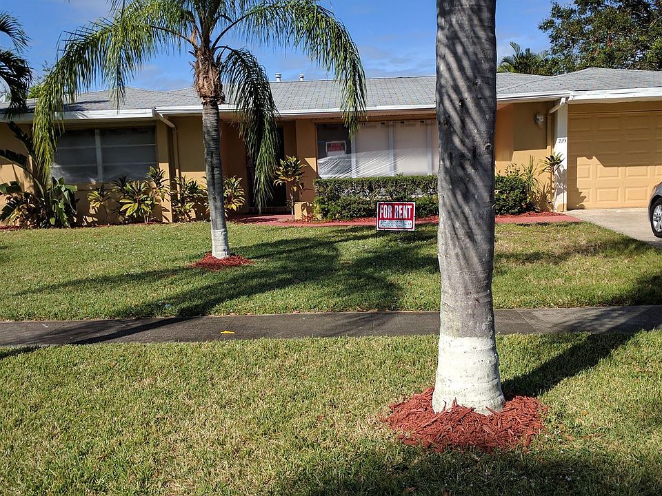 1st image of 219 SW Lucero Dr