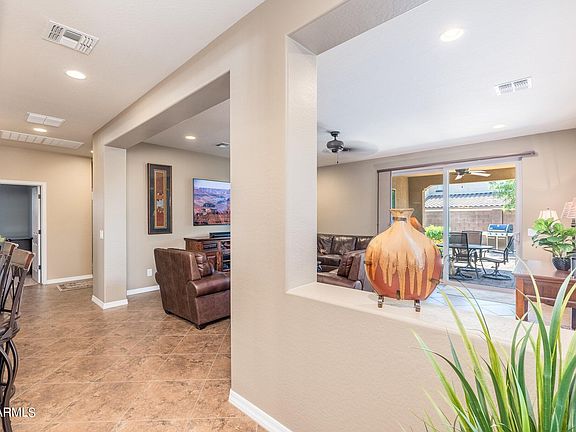 4th image of 4405 E Muriel Drive