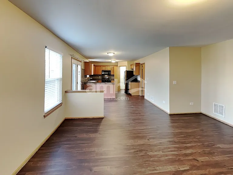 2505 Paradise Cir — Photo 4