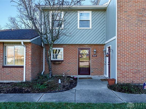 2nd image of 9519 Centerbrook Ct