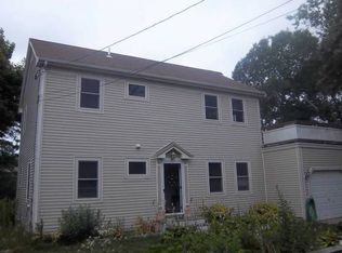 33 Bettys Pond Rd, Hyannis, MA 02601