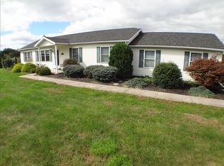 110 Park Dr, Lehighton, PA 18235