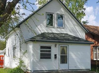 924 6th St SW, Mason City, IA 50401