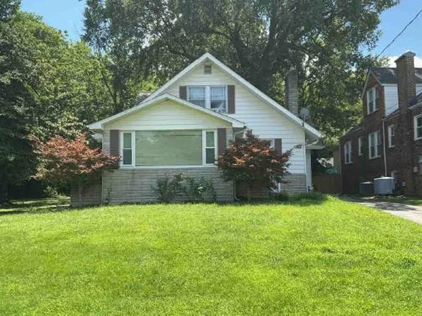 2936 Clark St, Paducah, KY 42001