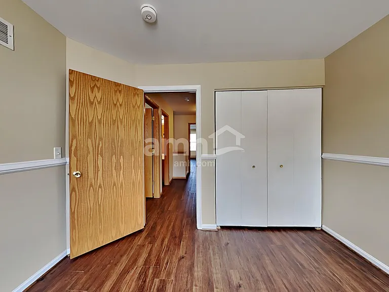 1411 Millbrook Dr — Photo 17
