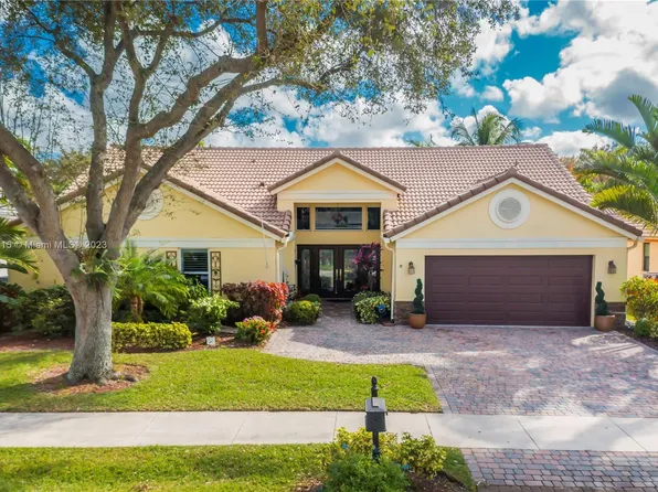 9612 Ridgecrest Ct, Davie, FL 33328