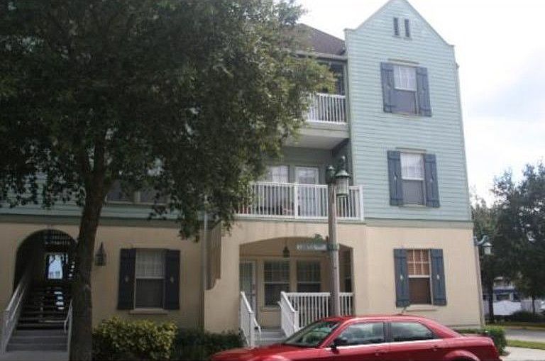 1st image of 611 Campus St APT 270