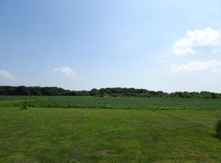 10128A Liberty Rd, Farmer City, IL 61842