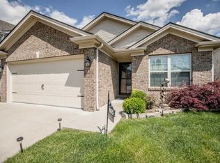 2536 Milsom Ln, Lexington, KY 40511