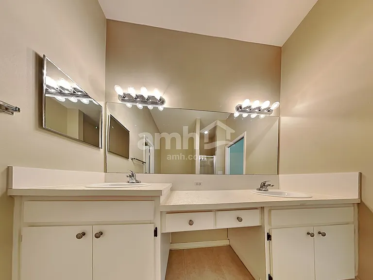 1253 Cord Grass Ct — Photo 10