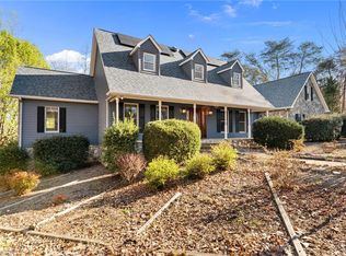 696 Gold Hill Rd, Madison, NC 27025