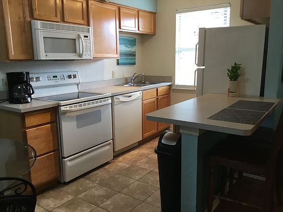 4th image of 1516 Aztec Ave APT 206