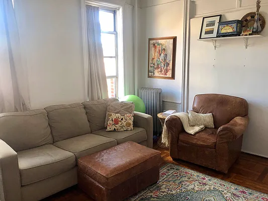 Rented by Voro, LLC | media 12