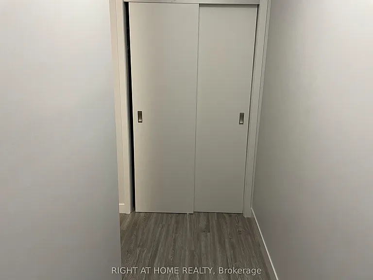 128 King St N #711 — Photo 8