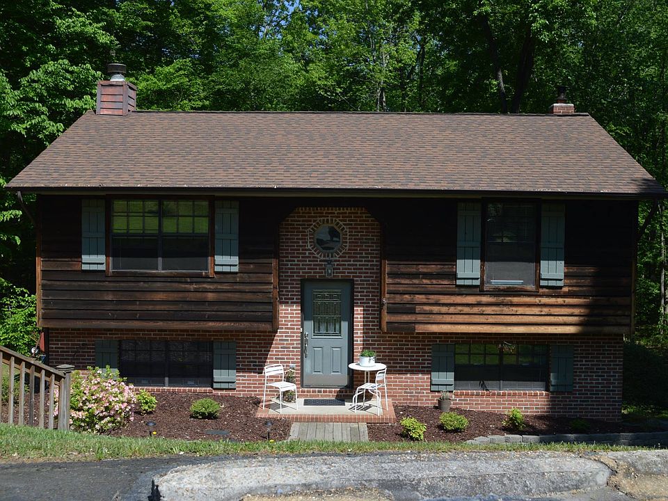 1st image of 4 Kelly Ct