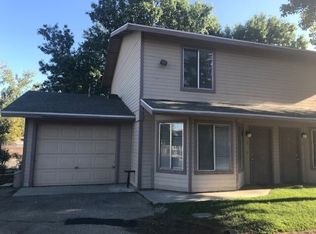 1400 Cimarron Ct APT 1, Tehachapi, CA 93561