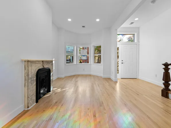 330 Forrest Street image 17 of 33