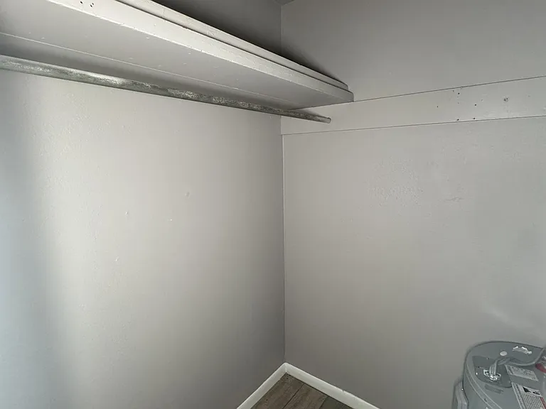 2834 Cedar Cir #4 — Photo 7
