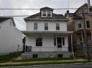 1042 W Berwick St, Easton, PA 18042
