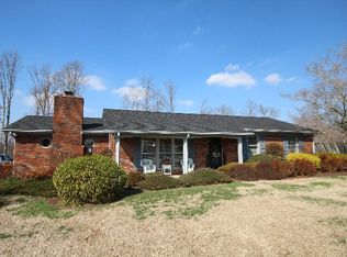7889 Nashville Hwy, Baxter, TN 38544