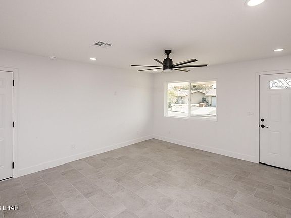 5th image of 2381 Alpine Dr