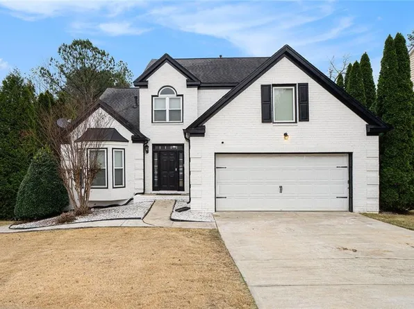 350 Lazy Willow Ln, Lawrenceville, GA 30044