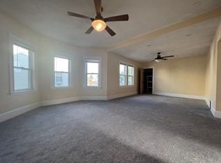 55 Kenmere Rd #55, Medford, MA 02155