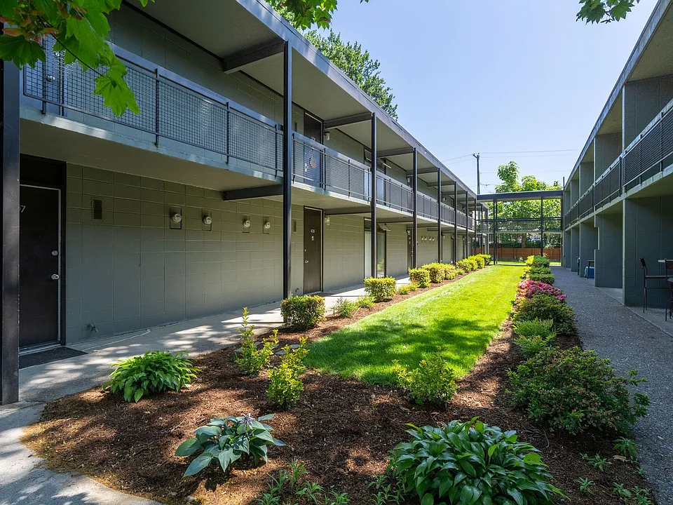 Milan Apartments