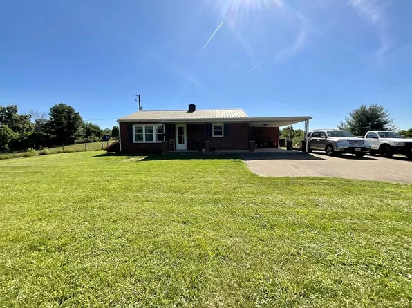 1527 Cardinal Rd, Galax, VA 24333