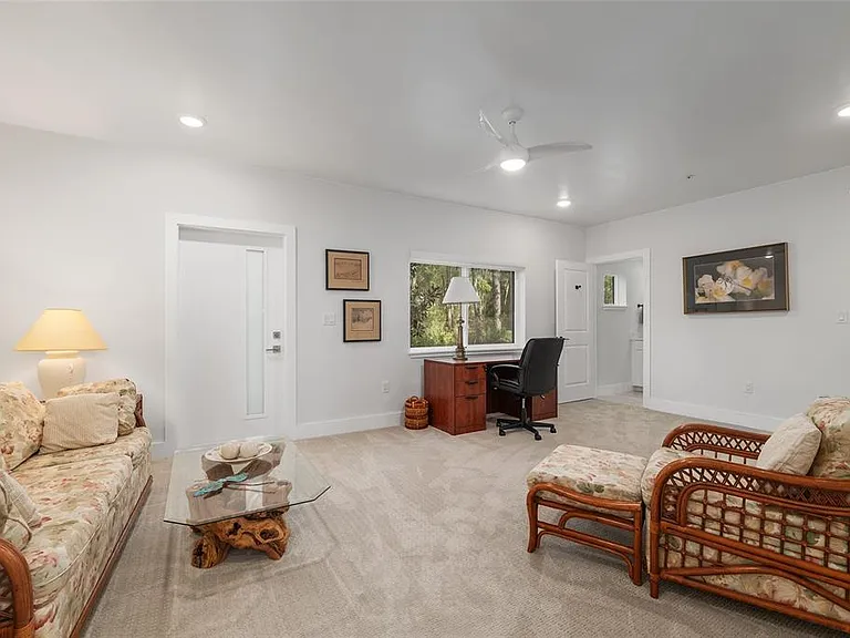 2601 SW Williston Rd #106 — Photo 63