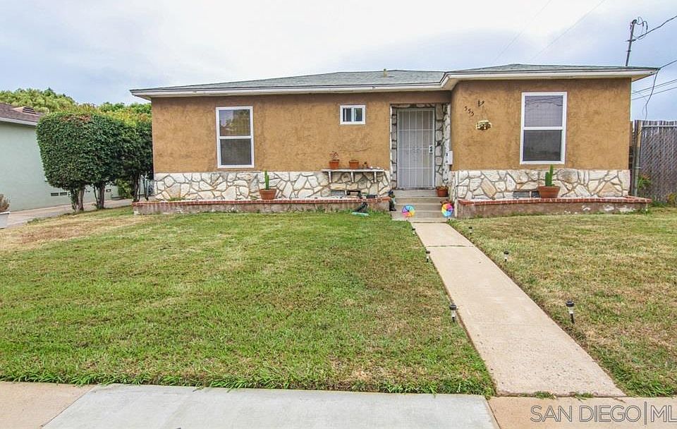 1st image of 555 Davidson St