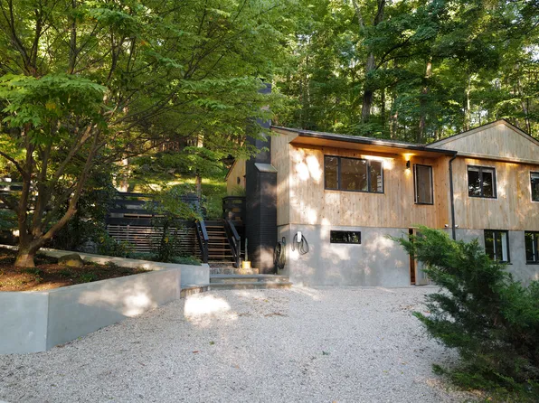 1 Sunset Dr, Sherman, CT 06784