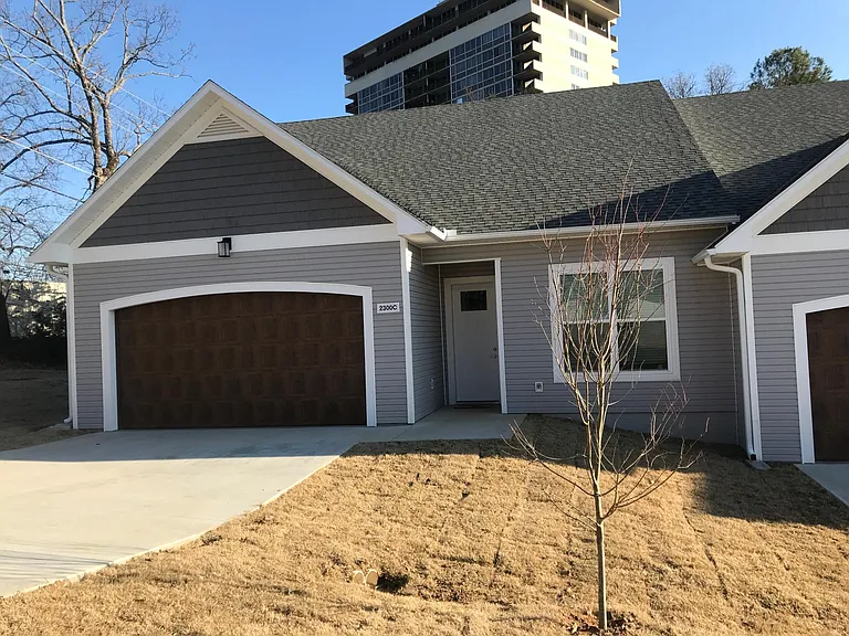 4700 Randolph Rd — Photo 16