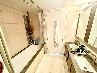 Rented by Addison Property Group