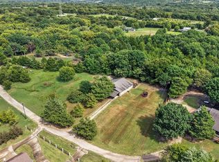 176 Blue Creek Cir, Sherman, TX 75090