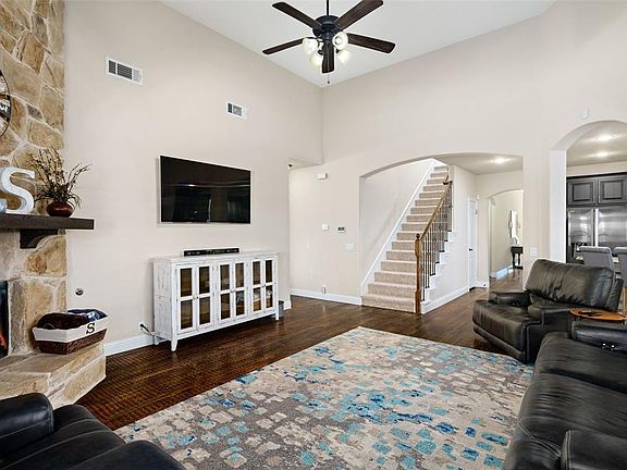 5th image of 4503 Mimosa Dr