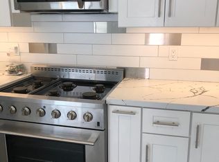 422 Arcadia Dr, San Pedro, CA 90731
