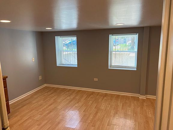 3rd image of 3713 S Wolcott Ave #G