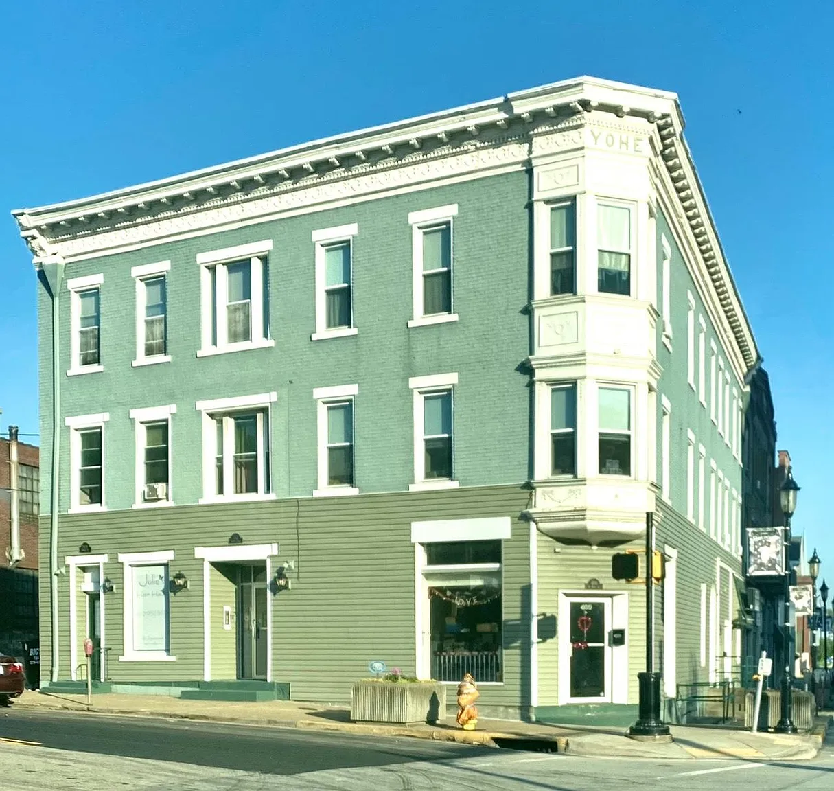 406 W Main St #2 photo 1